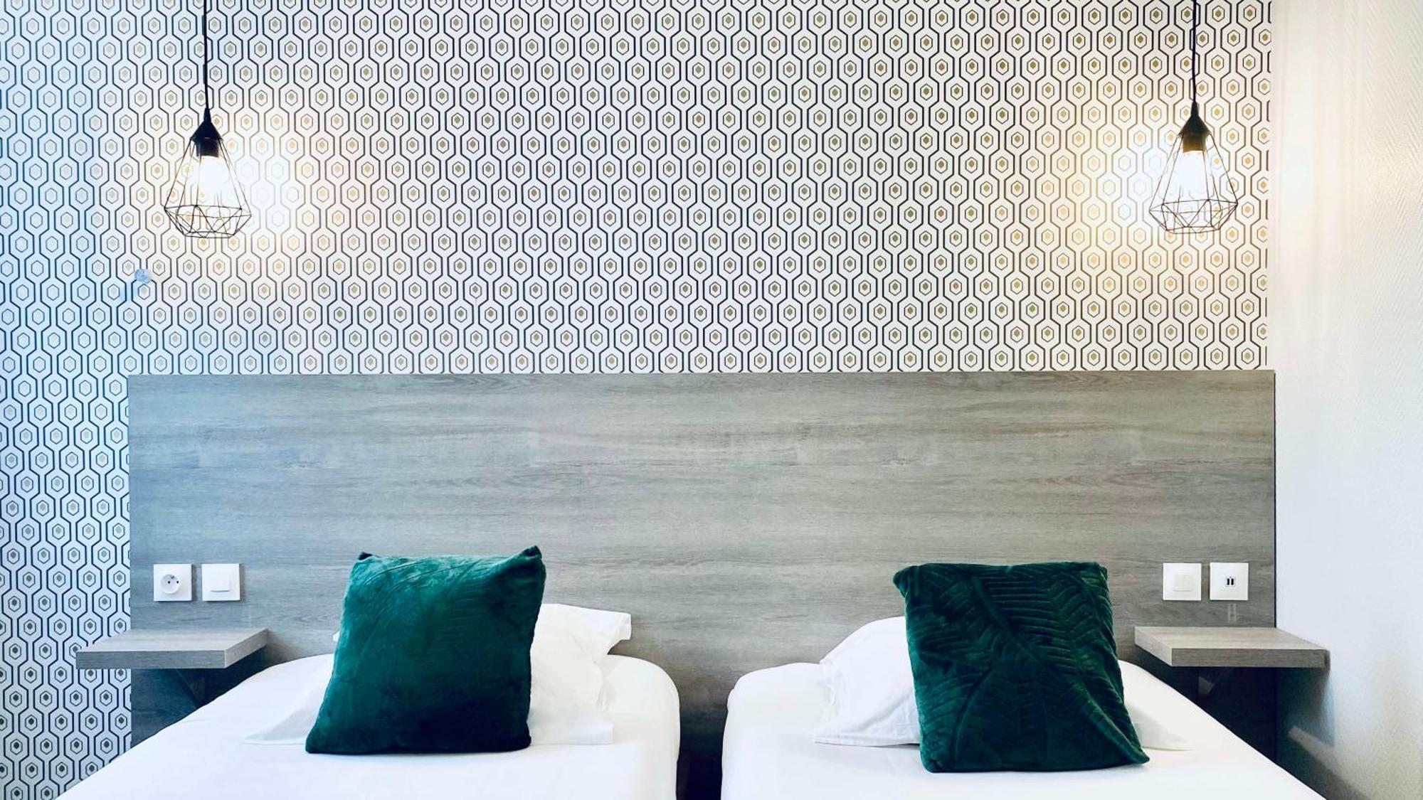 Sure Hotel By Best Western Rouvignies Valenciennes Экстерьер фото