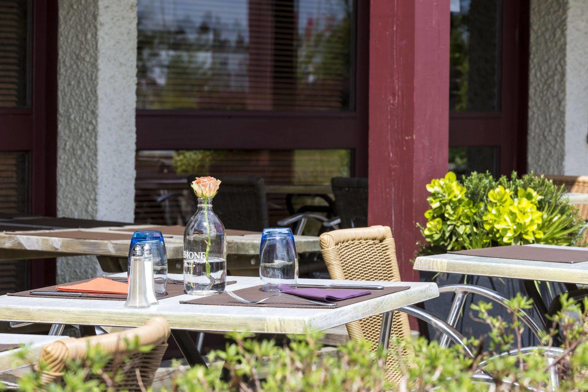 Sure Hotel By Best Western Rouvignies Valenciennes Экстерьер фото